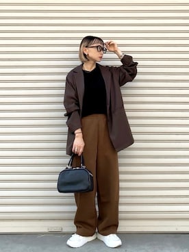 「アイテム（テーラードジャケット）」を使った、SIZUさん（レディース・156cm）の秋コーディネート