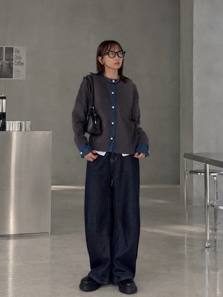 「feepur(フェピュール)のセンタースリットシアーロンTee(Tシャツ/カットソー)」を使った、SIZUさん(レディース・156cm)の秋コーディネート