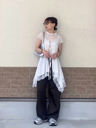 「tiptop（ティップトップ）の前後2wayイレヘムレースキャミチュニック（キャミソール）」を使った、SIZUさん（レディース・156cm）の春コーディネート