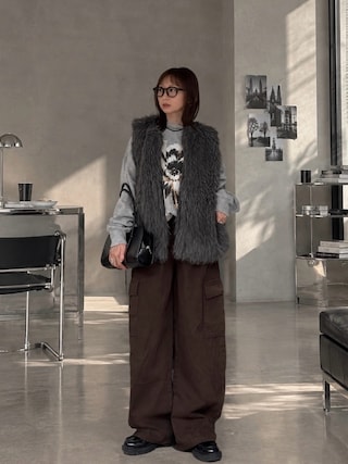 「MIRROR STOKE(ミラーストーク)の【ZOZO限定】MIRROR FACE/FLOWER SWEATSHIRT/ミラーフェイス/フラワースウェットシャツ(スウェット)」を使った、SIZUさん(レディース・156cm)の秋コーディネート