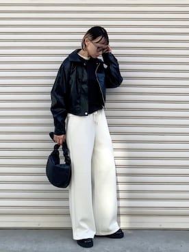 「アイテム（スウェットパンツ）」を使った、SIZUさん（レディース・156cm）の秋コーディネート