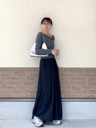 「LADY LIKE（レディライク）の【春夏新作】胸元ドレープサイドギャザー入りカットトップス（Tシャツ/カットソー）」を使った、SIZUさん（レディース・156cm）の春コーディネート