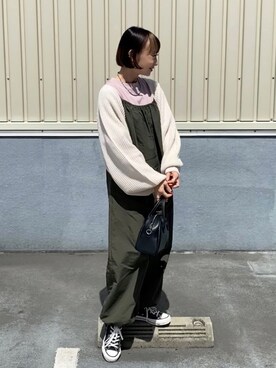 「apres jour mignon（アプレジュールミニョン）のアイテム（サロペット/オーバーオール）」を使った、SIZUさん（レディース・156cm）の春コーディネート