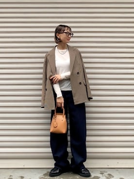 「アイテム（サングラス）」を使った、SIZUさん（レディース・156cm）の秋コーディネート