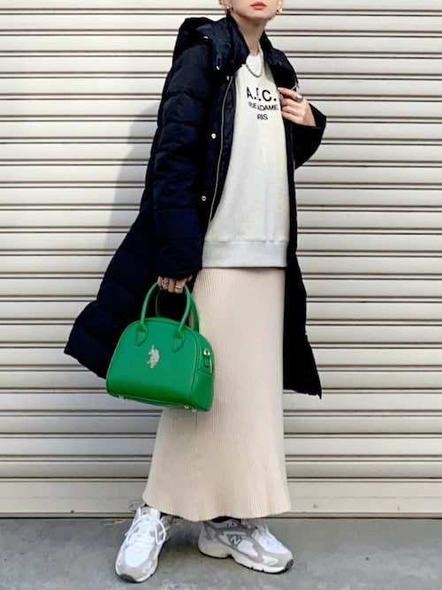 SWEAT TINA 22A（スウェット）｜A.P.C.（アーペーセー）の