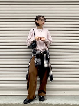 「ROSE BUD（ローズバッド）のPN DATE GLASSES（メガネ）」を使った、SIZUさん（レディース・156cm）の秋コーディネート