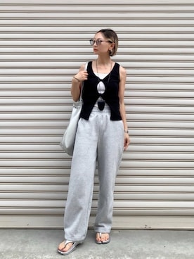 「アイテム（スウェットパンツ）」を使った、SIZUさん（レディース・156cm）の夏コーディネート