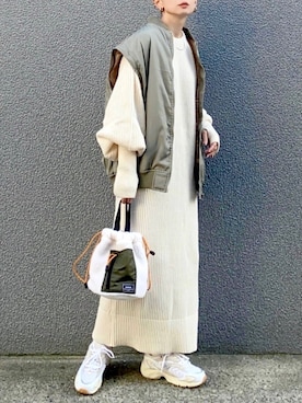 「巾着バッグ」｜「アイテム（MA-1）」を使った、SIZUさん（レディース・156cm）の秋コーディネート