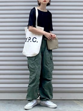 「U.S. POLO ASSN.（ユーエスポロアッスン）のアイテム（ショルダーバッグ）」を使った、SIZUさん（レディース・156cm）の夏コーディネート