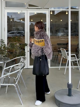 「韓国コーデ」｜「アイテム（スウェットパンツ）」を使った、SIZUさん（レディース・156cm）の冬コーディネート