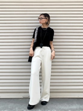 「アイテム（スウェットパンツ）」を使った、SIZUさん（レディース・156cm）の秋コーディネート