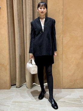 「アイテム（ブローチ/コサージュ）」を使った、maeさん（レディース・172cm）の秋コーディネート