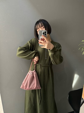 「rihkaのアイテム（包、ピンク系）」を使った、erikaさん（レディース・162cm）の冬コーディネート