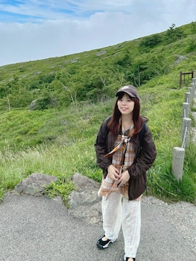 「アイテム（ナイロンジャケット、ブラウン系）」を使った、chiyoさん（レディース・145cm）の夏コーディネート