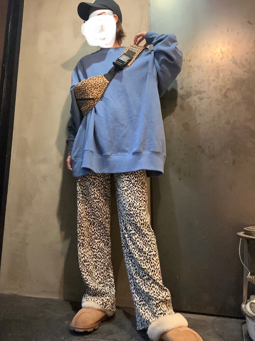 UGG(アグ） COQUETTE（コケット）屋内外兼用スリッパを使った
