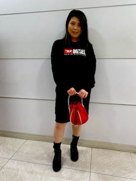 「DIESEL」｜「アイテム（ワンピース/ドレス）」を使った、AIさん（レディース・152cm）の冬コーディネート