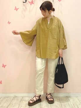 「メッシュバッグ」｜「アイテム（その他）」を使った、リナさん（レディース・160cm）の夏コーディネート