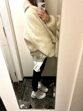 「FILA（フィラ）のFILA Disrupter 2 (WHT)（スニーカー）」を使った、PINOさん（レディース・160cm）の冬コーディネート