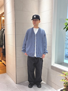 「URBAN RESEARCH（アーバンリサーチ）の『別注』crepuscule×URBAN RESEARCH　カーディガン（カーディガン/ボレロ、ブルー系）」を使った、Tommyさん（メンズ・175cm）の秋コーディネート