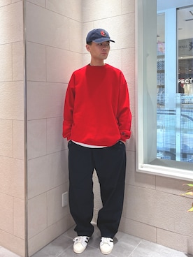 「Wide Dad（ワイドダッド）のWide Dad　GRAPHIC SWEAT WITH HATCH（スウェット、レッド系）」を使った、Tommyさん（メンズ・175cm）の秋コーディネート