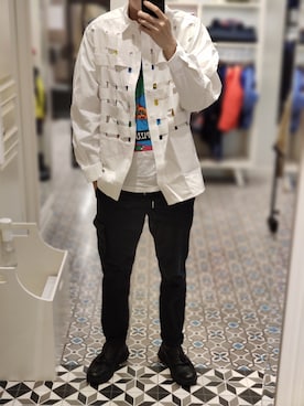 「AIGLE（エーグル）のアイテム」を使った、Dasabala Limさん（メンズ・185cm）の秋コーディネート