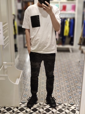 「:CHOCOOLATEのアイテム」を使った、Dasabala Limさん（メンズ・185cm）の秋コーディネート