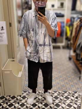 「AIGLE（エーグル）のアイテム（スニーカー）」を使った、Dasabala Limさん（メンズ・185cm）の秋コーディネート