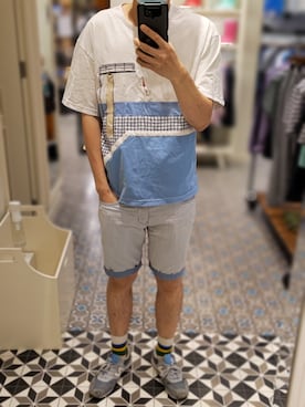 「JW Anderson（ジェイダブリューアンダーソン）のアイテム（レッグウェア）」を使った、Dasabala Limさん（メンズ・185cm）の夏コーディネート