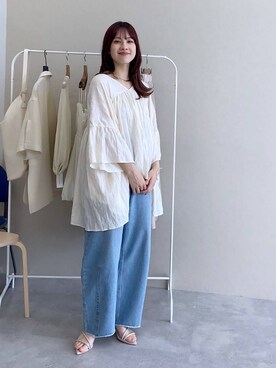 「e/rm（イーアールエム）のアイテム（シャツ/ブラウス）」を使った、arisa.さん（レディース・161cm）の春コーディネート