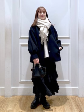 「ナチュラル」｜「アイテム（ノーカラーコート）」を使った、arisa.さん（レディース・161cm）の冬コーディネート