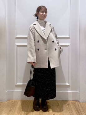 「ナチュラル」｜「アイテム（チェスターコート）」を使った、arisa.さん（レディース・161cm）の秋コーディネート