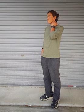 「Danner（ダナー）のアイテム（スニーカー）」を使った、たなかたろうさん（メンズ・171cm）の春コーディネート