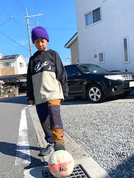 「BREEZE（ブリーズ）のアイテム（スウェットパンツ）」を使った、©︎yocoさん（キッズ・130cm）の秋コーディネート