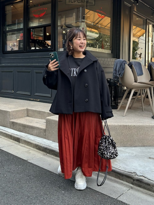 スタンドショートコートを使ったショップスタッフの人気