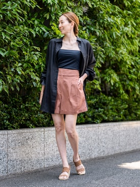「Banana Republic（バナナリパブリック）のオーバーサイズ タイカフ リネンシャツ（シャツ/ブラウス、ブラック系）」を使った、BANANAREPUBLICさん（レディース・170cm）の春コーディネート