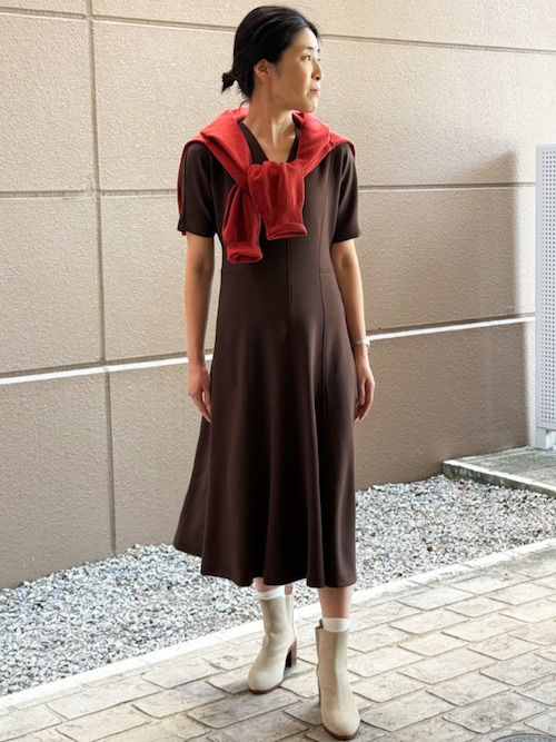 BANANA REPUBLIC FACTORY STORE スキューバ Vネック ミディ