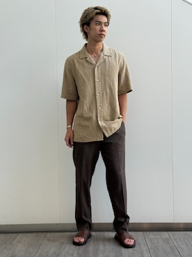 「BANANA REPUBLIC FACTORY STORE(バナナリパブリック ファクトリーストア)のBANANA REPUBLIC FACTORY STORE リネンブレンドヘリンボーンスーツパンツ(スーツパンツ、ブラウン系)」を使った、BANANAREPUBLICさん(メンズ・175cm)の夏コーディネート
