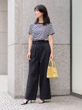 「Banana Republic(バナナリパブリック)の◆レザー & スエード ミニ ジップトートバッグ(ハンドバッグ、イエロー系)」を使った、BANANAREPUBLICさん(メンズ・175cm)の夏コーディネート
