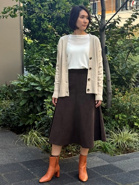 「アイテム（スカート）」を使った、BANANAREPUBLICさん（レディース・170cm）の秋コーディネート