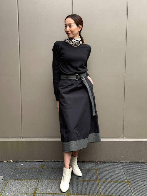 BANANA REPUBLIC FACTORY STORE　　フォーエバークルーネックセーター