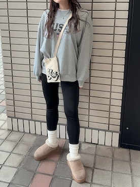 「アイテム（スウェット）」を使った、Wakanaさん（レディース・163cm）の秋コーディネート