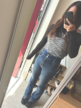 「AZUL by moussy（アズールバイマウジー）のAZUL DENIM H/Wバックリボンフレアデニム（デニムパンツ、ブルー系）」を使った、こまっこさん（レディース・157cm）の春コーディネート
