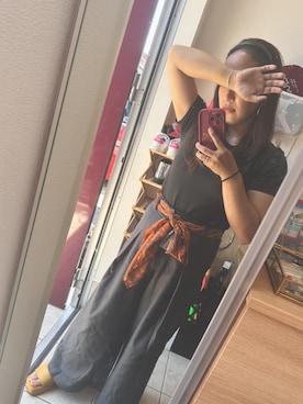 「アイテム（サンダル）」を使った、こまっこさん（レディース・157cm）の秋コーディネート