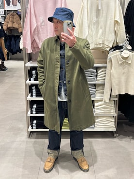 「アイテム（ステンカラーコート、グリーン系）」を使った、hiroさん（メンズ・165cm）の冬コーディネート