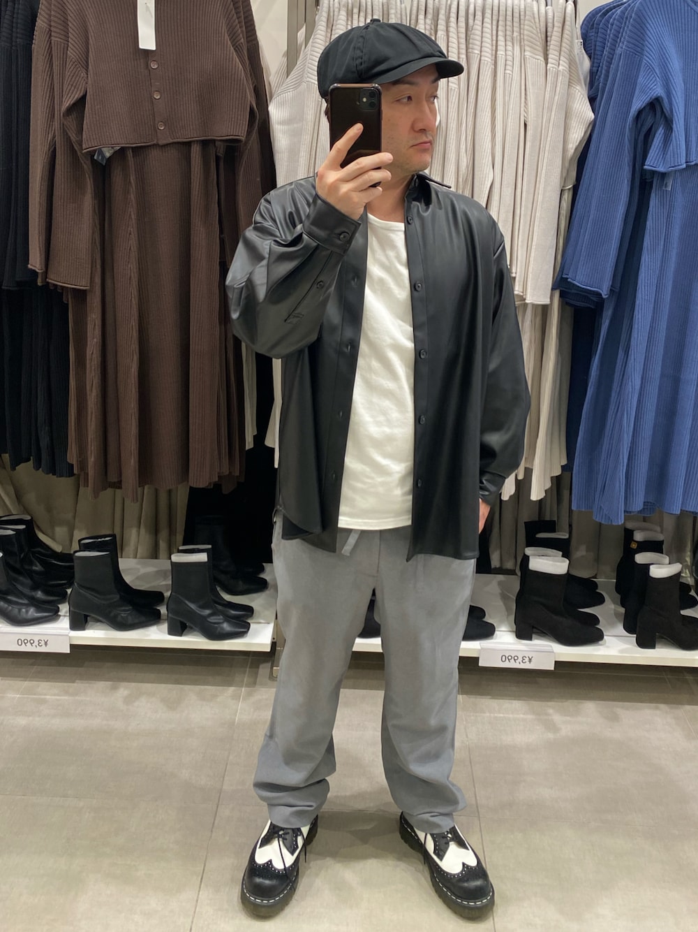 マドレーヌちゃん♡［Dr.Martens］ウィングチップ 5ホール fit=scale-down,w=1200