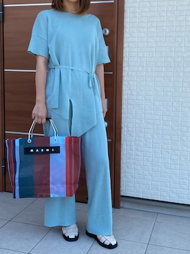 「MARNI（マルニ）のアイテム（バッグ、その他）」を使った、ともみさん（レディース・159cm）の夏コーディネート