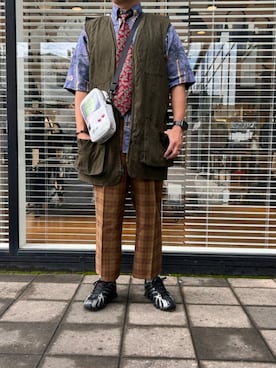 「アイテム（ボディバッグ/ウエストポーチ）」を使った、Daniel.Yさん（メンズ・175cm）の秋コーディネート