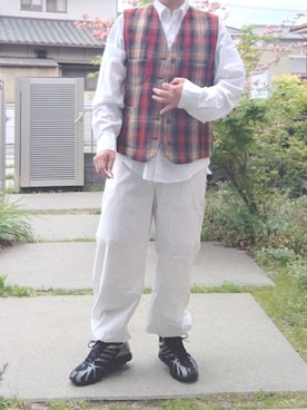 「URU（ウル）のアイテム（スラックス、ホワイト系）」を使った、Daniel.Yさん（メンズ・175cm）の春コーディネート