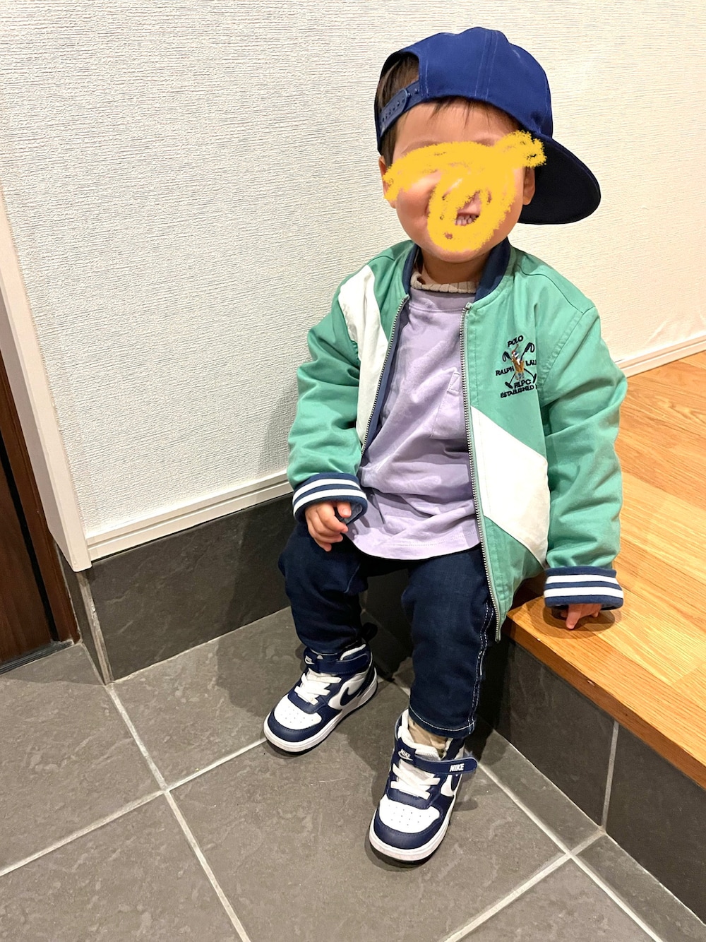 「スタジャン、ラルフローレン、リバーシブル、スニーカー、NIKE、キャップ、パステル映える春、パステルカラー、男の子、2歳」｜「NEW ERAのNEW ERA/ニューエラ キッズ キャップ 12540967（キャップ、ブルー系）」を使った、mai✺maiさん（キッズ・90cm）の冬コーディネートの1枚目の写真