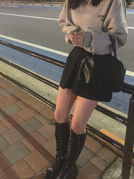 「junoah（ジュノア）のアイテム（スウェット）」を使った、ヤビさん（レディース・161cm）の秋コーディネート
